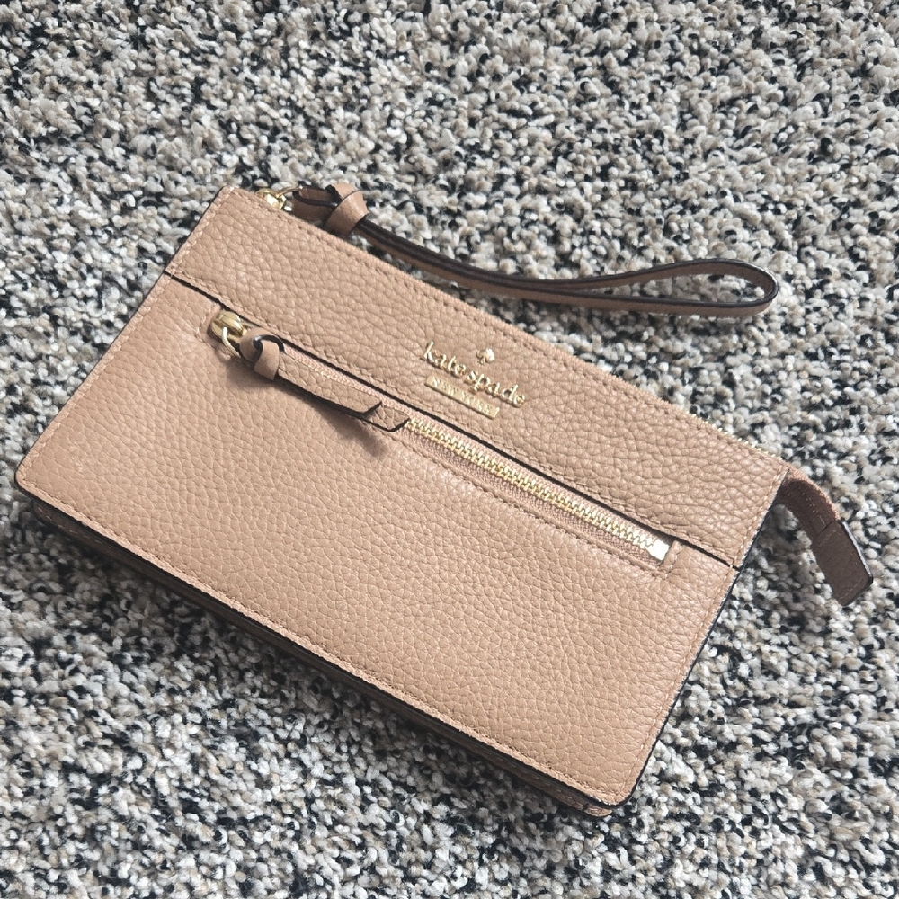 Kate Spade Beige Leather Wristlet